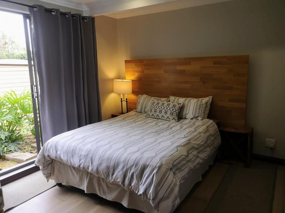 Rest-A-While Guest House - Pretoria-Noord Kültér fotó