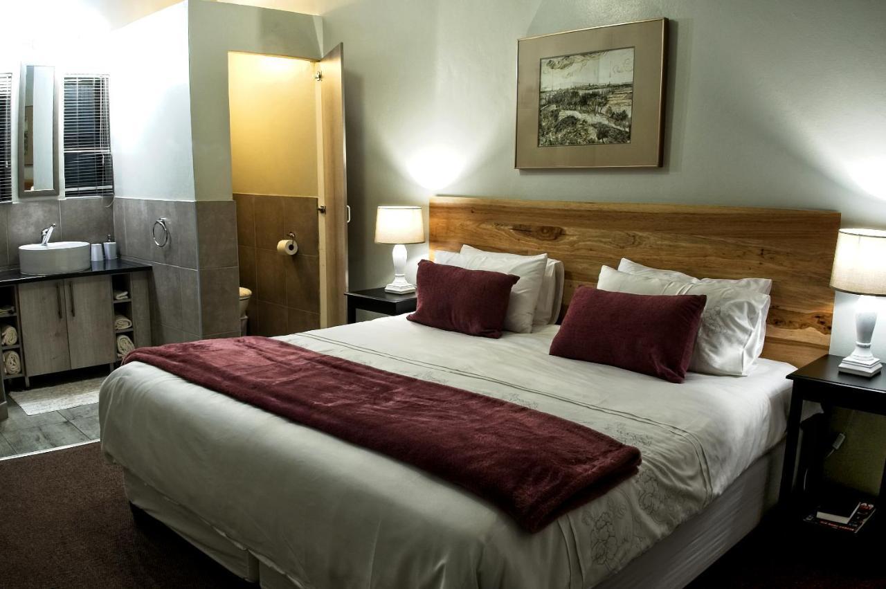 Rest-A-While Guest House - Pretoria-Noord Kültér fotó