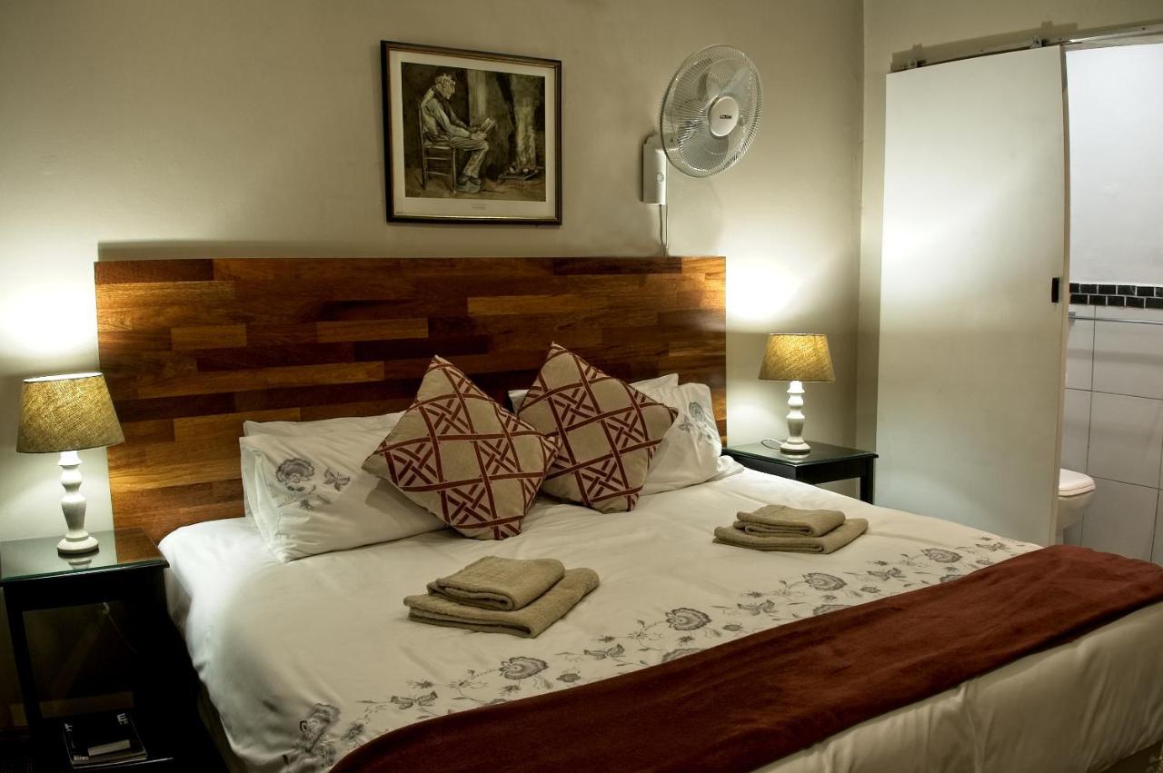 Rest-A-While Guest House - Pretoria-Noord Kültér fotó