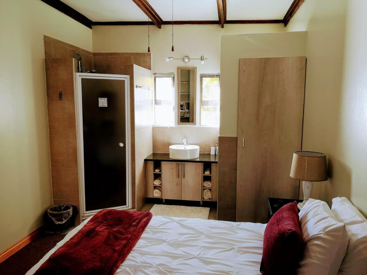 Rest-A-While Guest House - Pretoria-Noord Kültér fotó